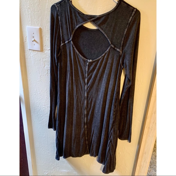 Ripcurl flowy dress - Picture 2 of 4